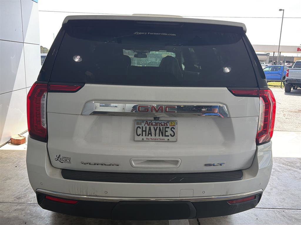 Used 2023 GMC Yukon XL SLT w/ SLT Premium Package image 5