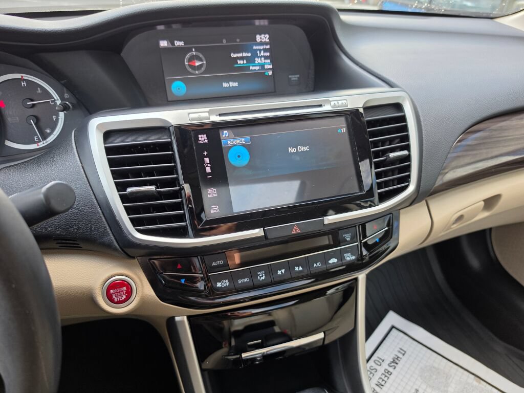 Certified 2017 Honda Accord EX-L image 26
