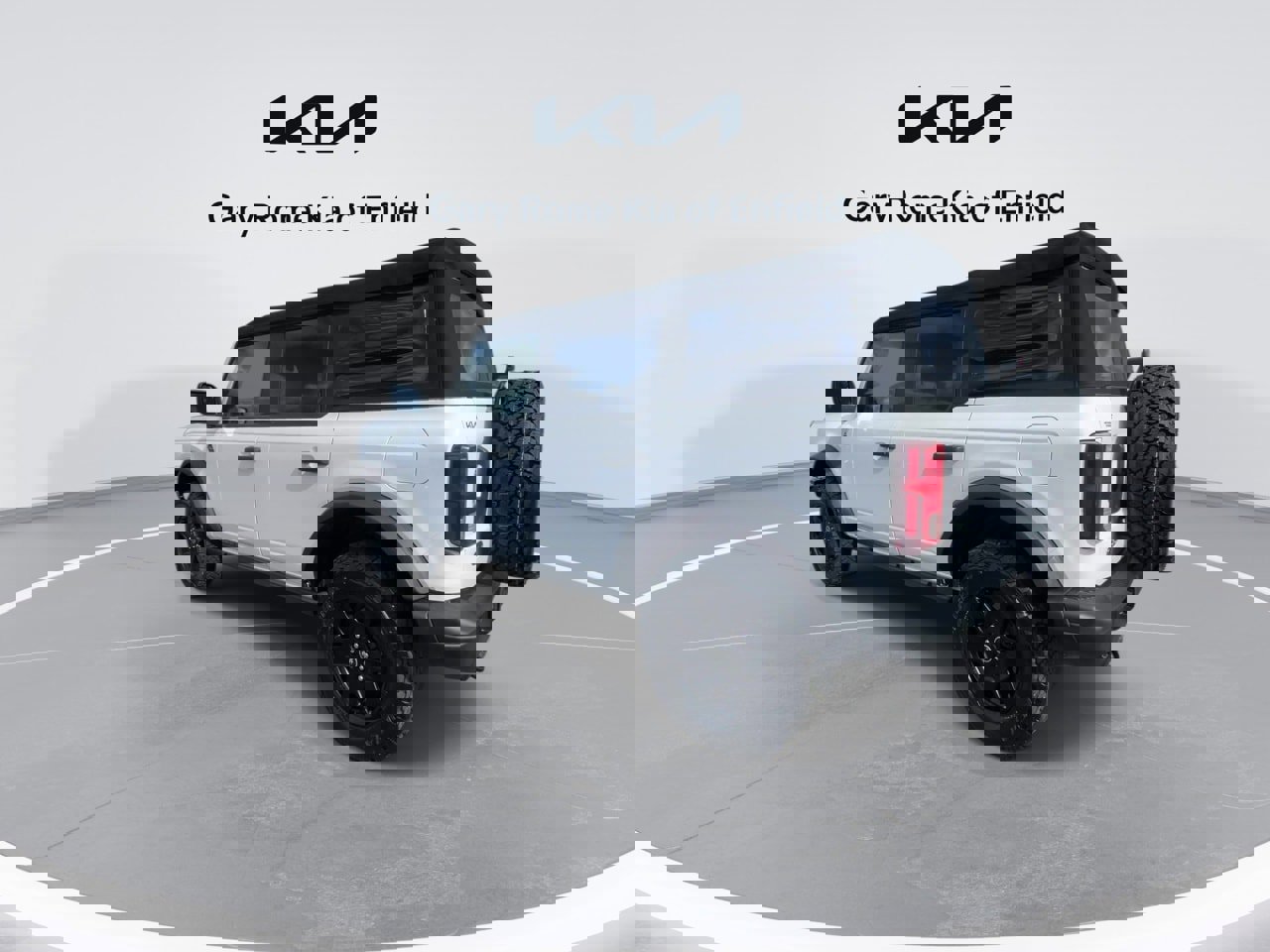 Used 2021 Ford Bronco Black Diamond image 6