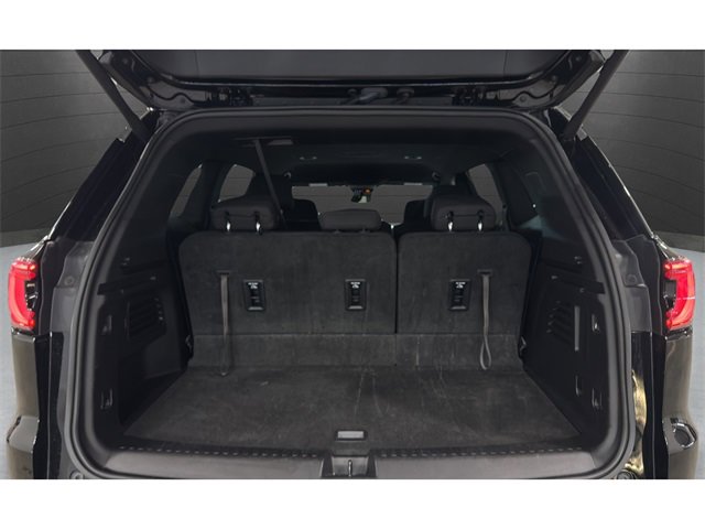 Used 2025 GMC Acadia Elevation image 29