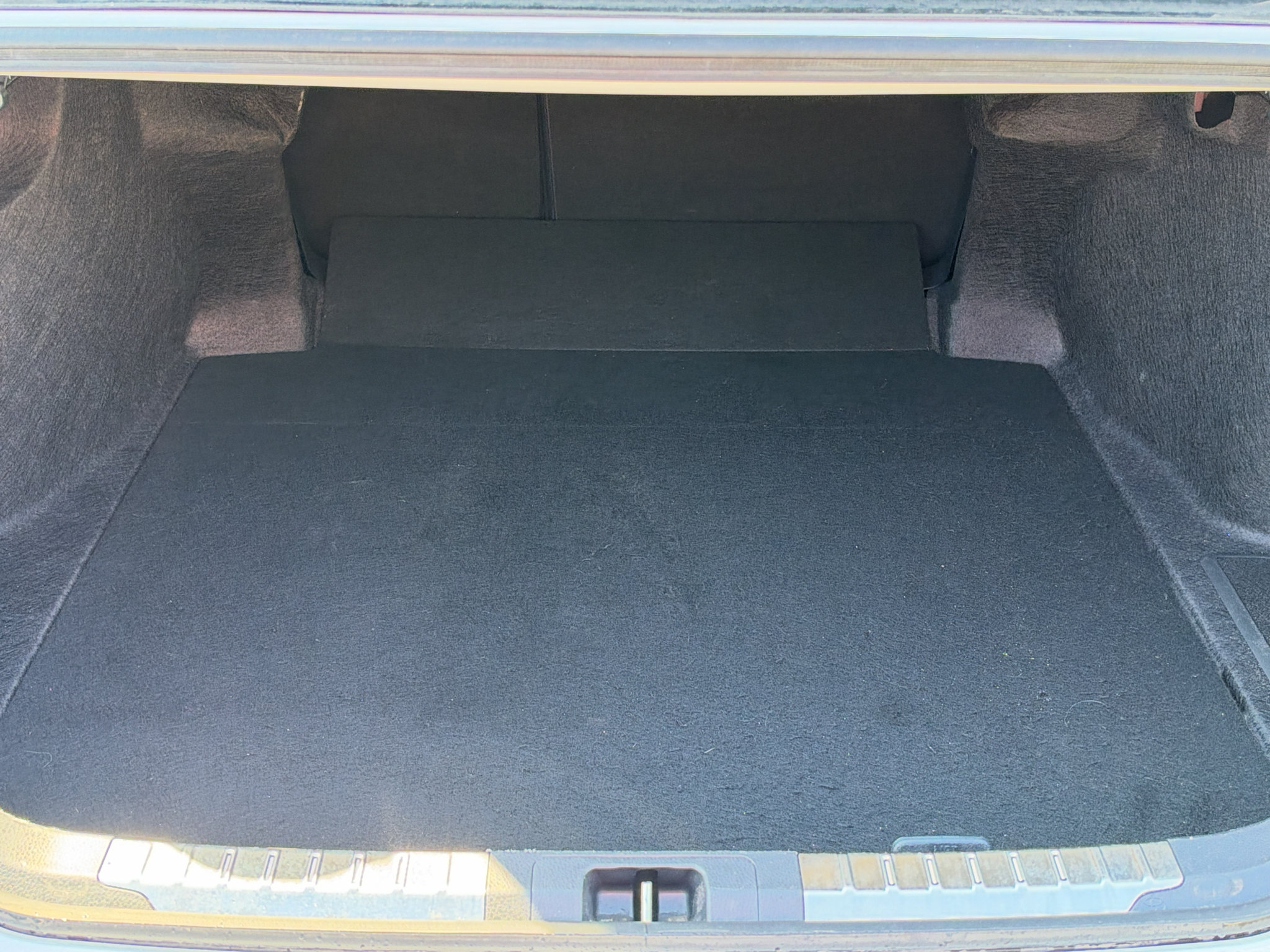 Used 2025 Toyota Camry XSE FWD image 14
