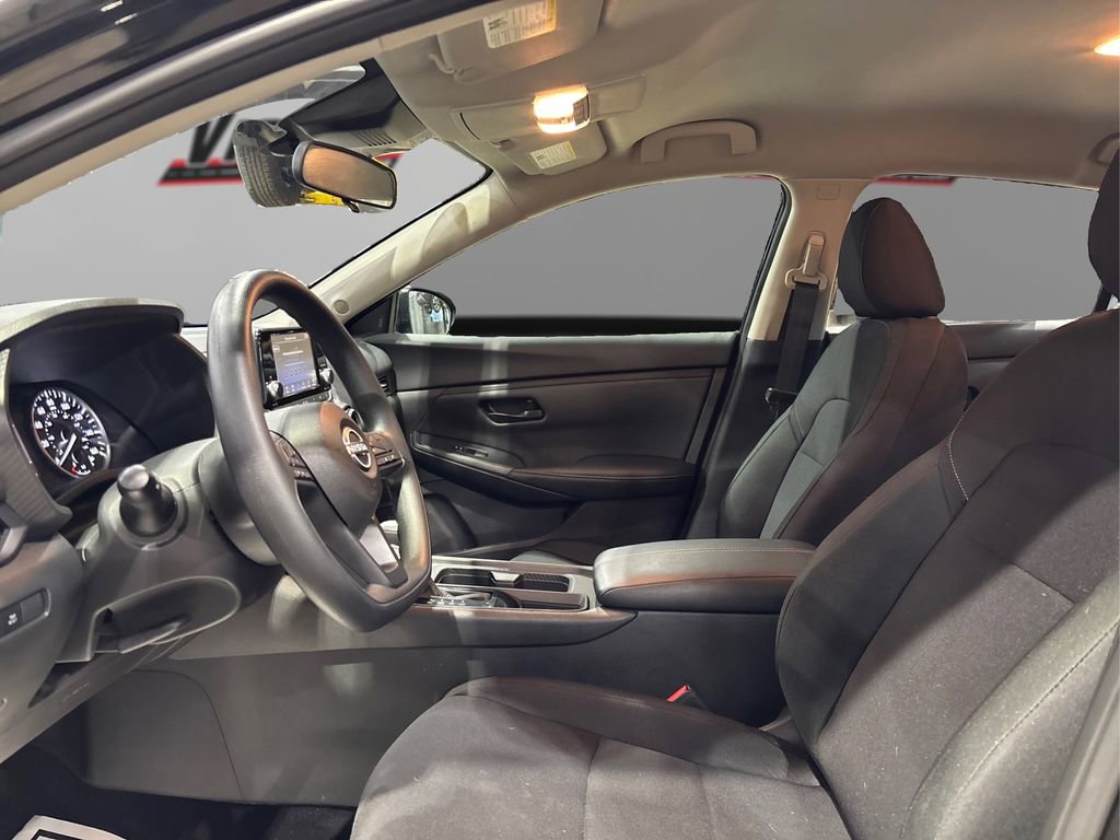 Used 2025 Nissan Sentra S image 9