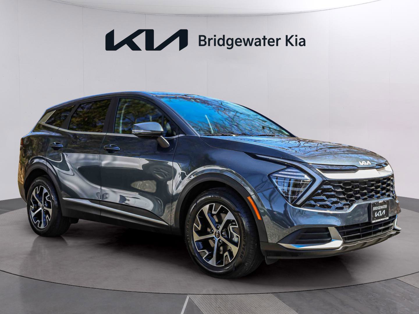 Certified 2024 Kia Sportage EX FWD image 1