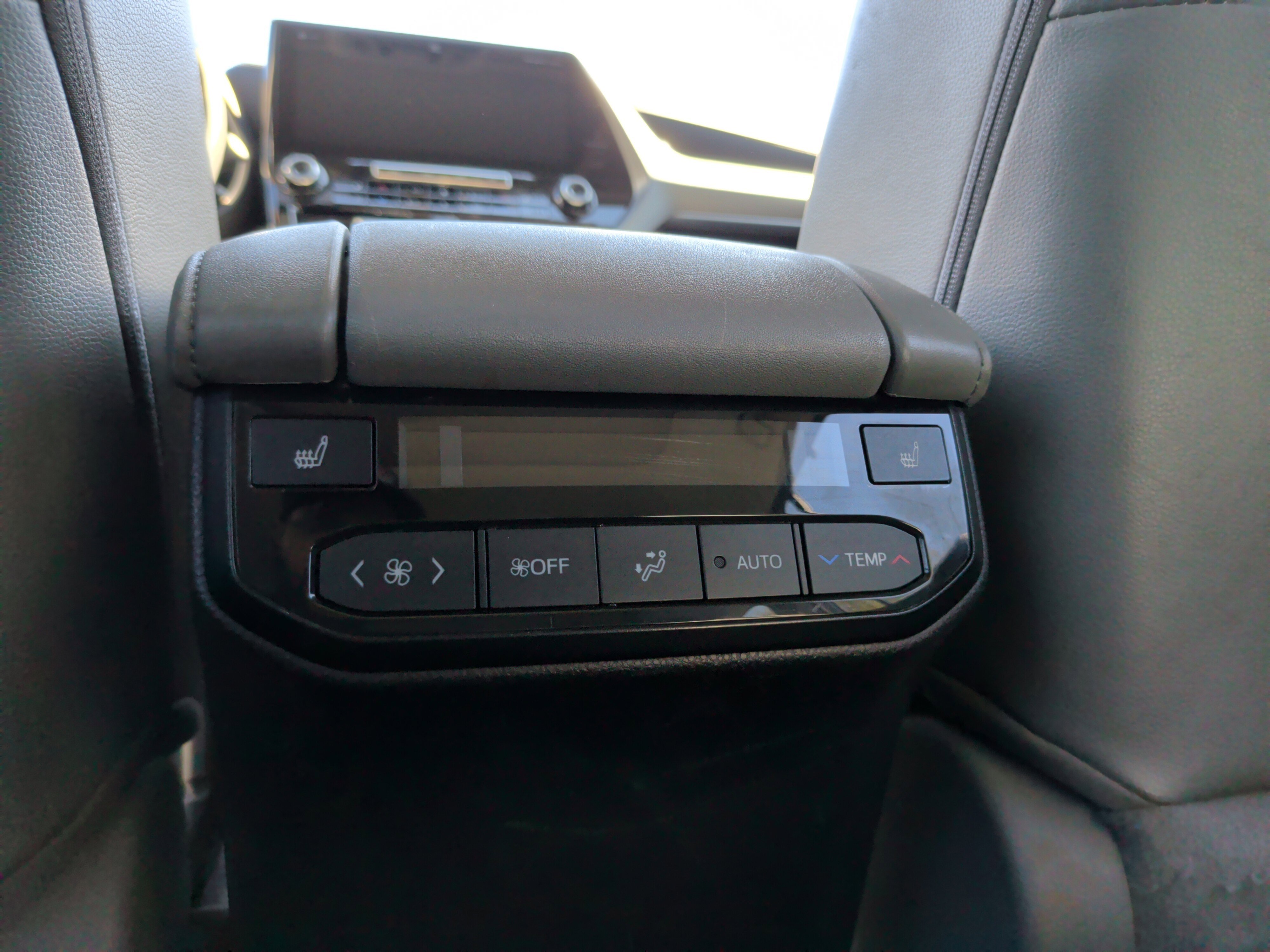 Used 2021 Toyota Highlander Platinum image 34