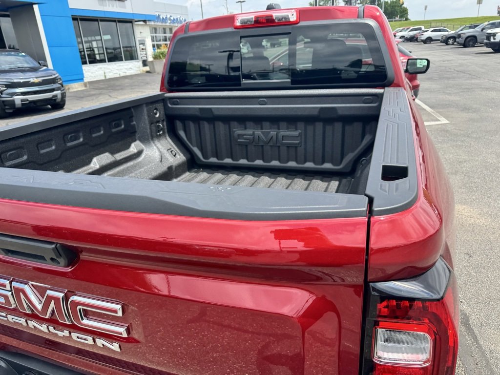 New 2025 GMC Canyon Elevation w/ Convenience Package image 8