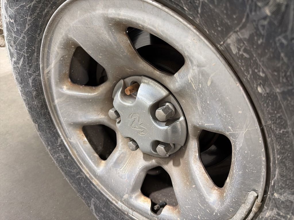 Used 2003 Dodge Ram 1500 Truck 2WD Quad Cab image 17