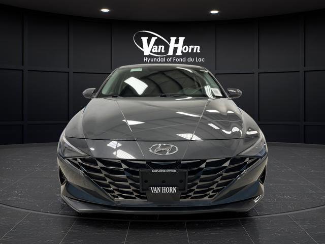 Used 2023 Hyundai Elantra Limited FWD image 12