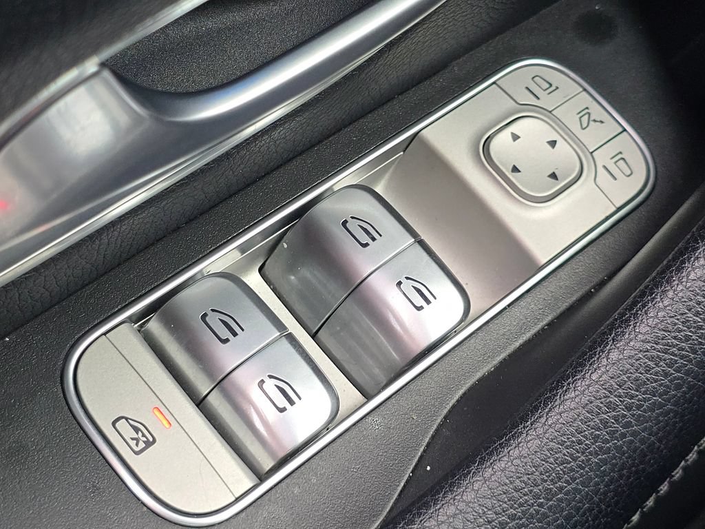 Used 2024 Mercedes-Benz GLE 450 4MATIC image 29