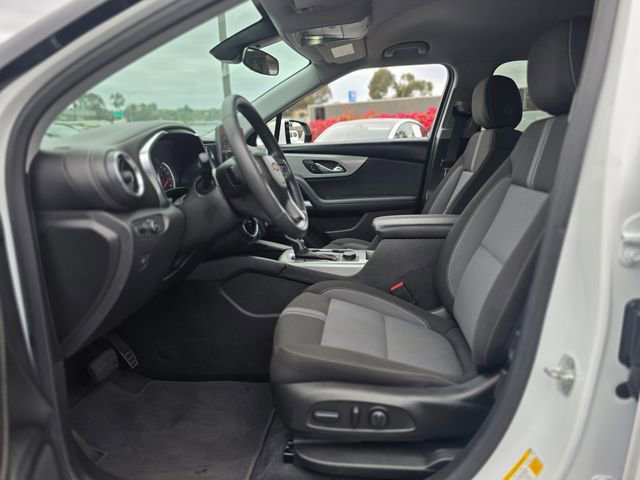 Used 2025 Chevrolet Blazer LT image 13