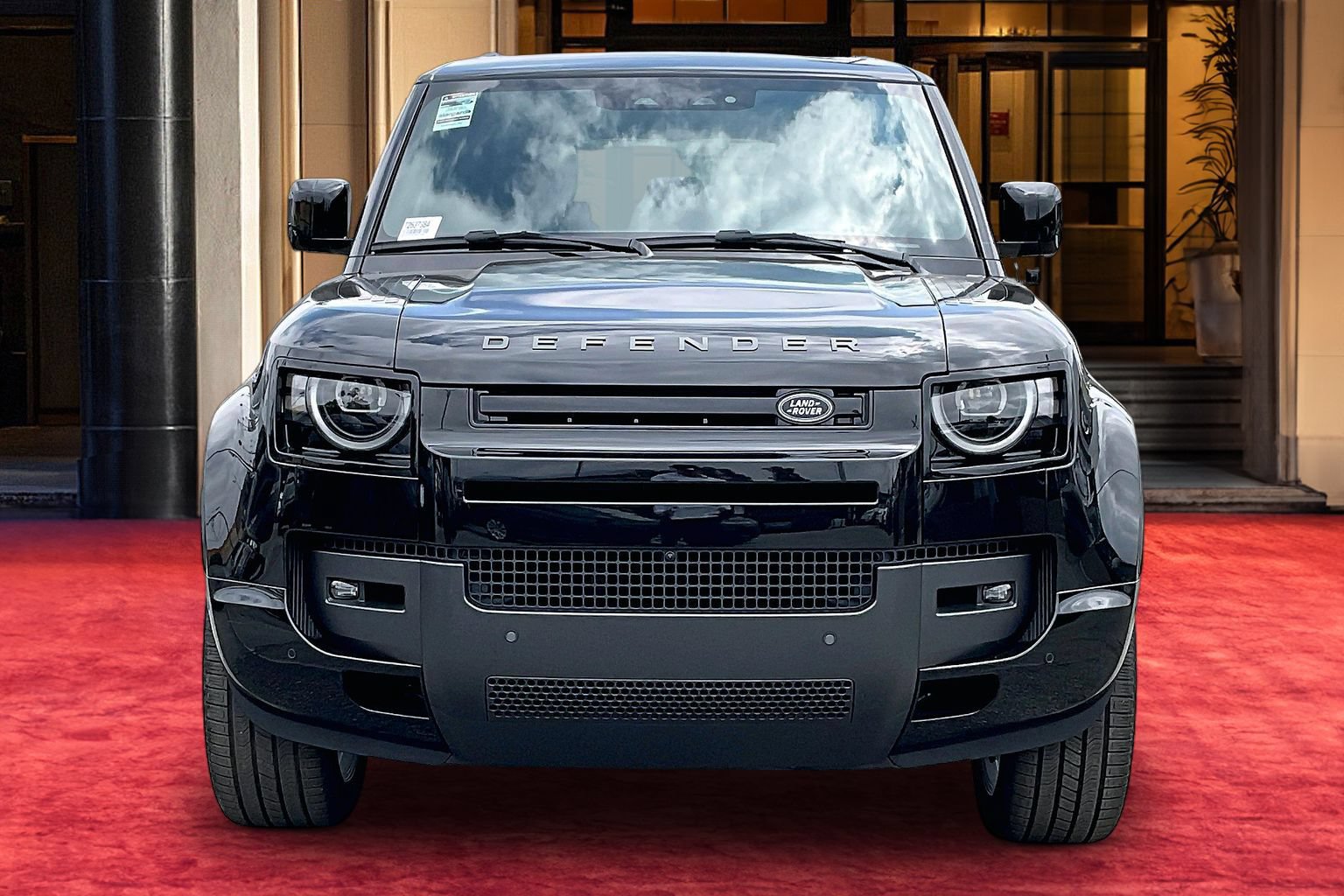 New 2026 Land Rover Defender 110 X-Dynamic SE AWD/4WD image 3