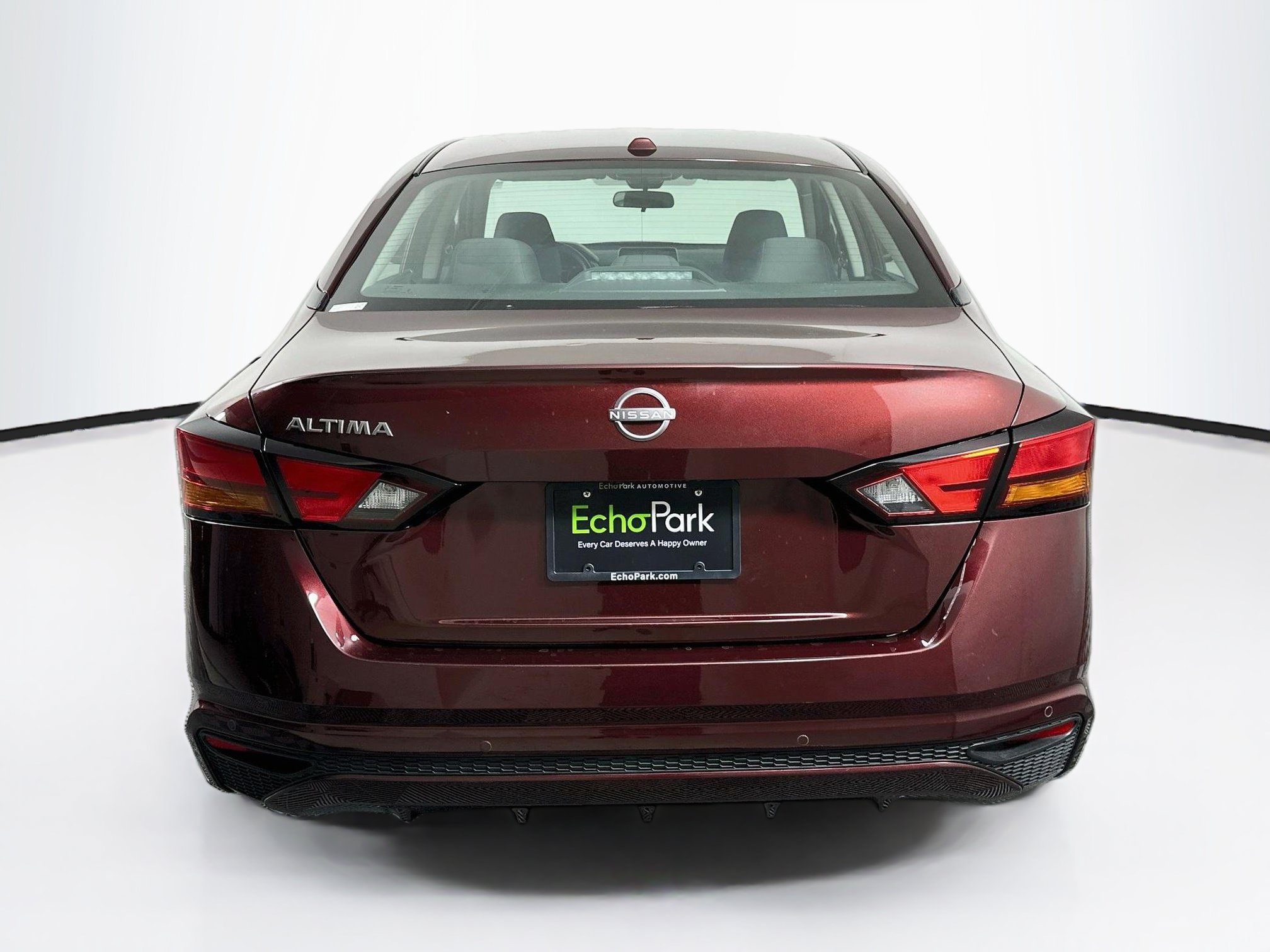 Used 2025 Nissan Altima 2.5 SV FWD image 7