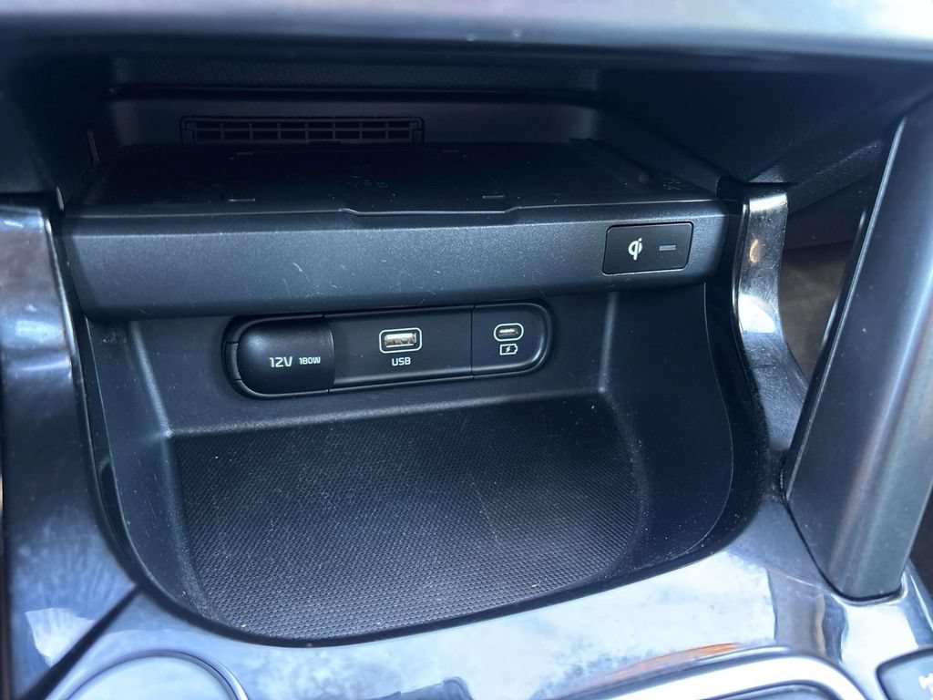 Certified 2024 Kia Seltos SX w/ SX Sunroof Package AWD/4WD image 26