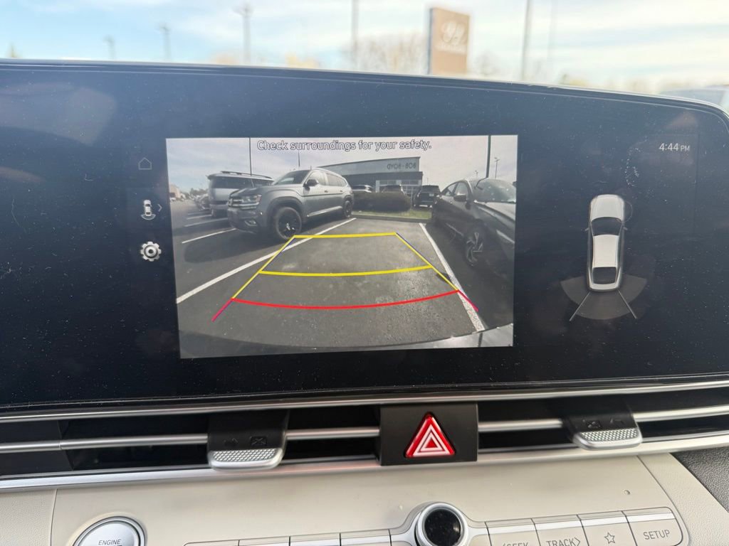 Used 2023 Hyundai Elantra Limited FWD image 8