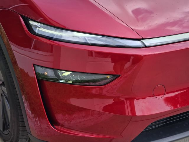 Used 2026 Tesla Model Y 2WD image 9