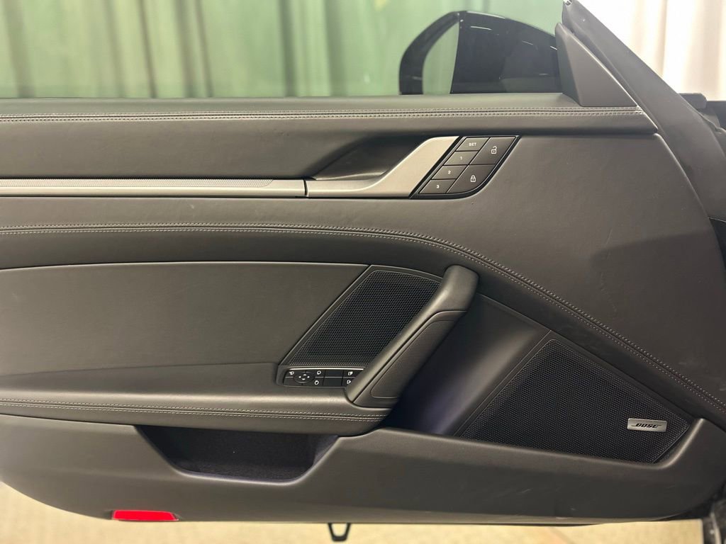 Used 2022 Porsche 911 Carrera S image 8