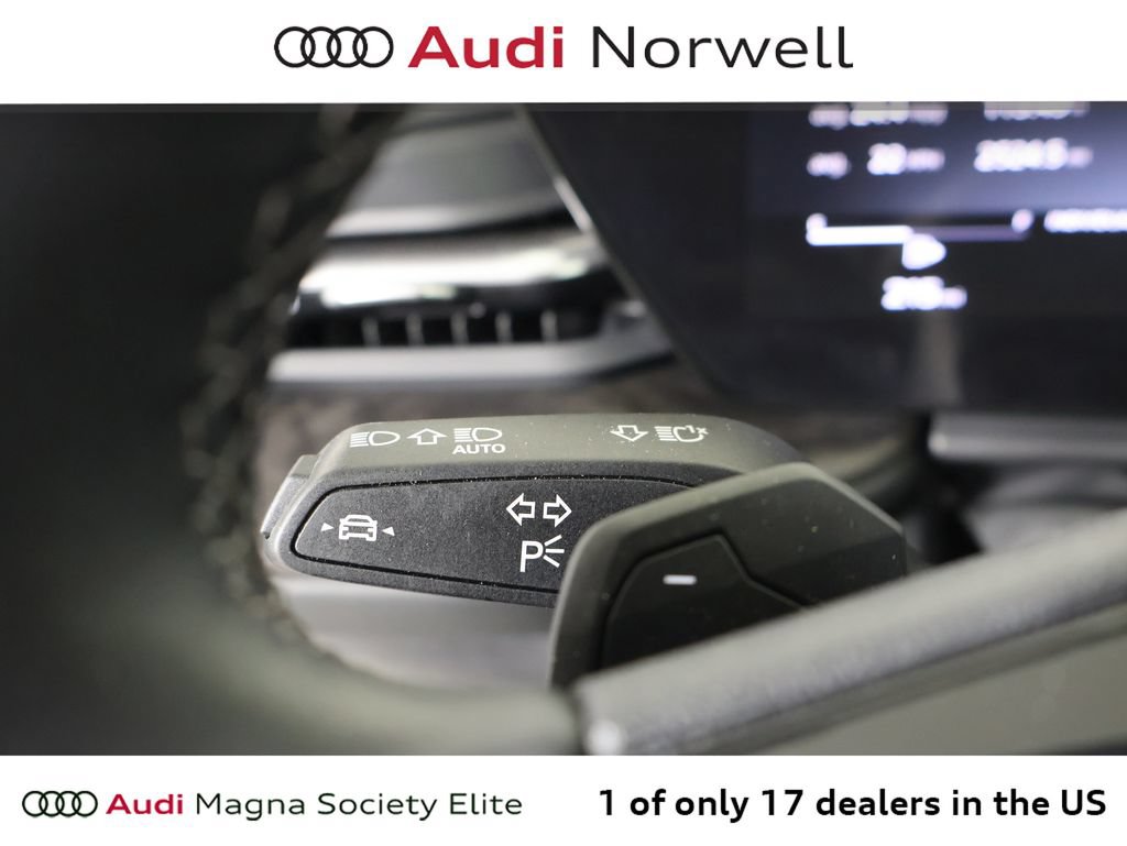 Used 2025 Audi Q5 Prestige AWD/4WD image 28