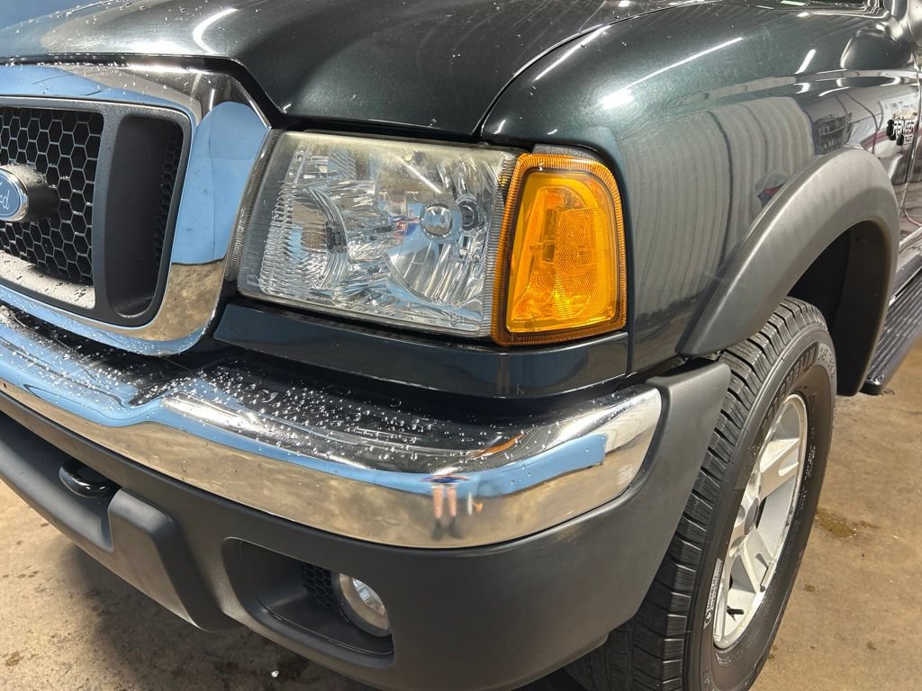Used 2004 Ford Ranger XLT AWD/4WD image 6