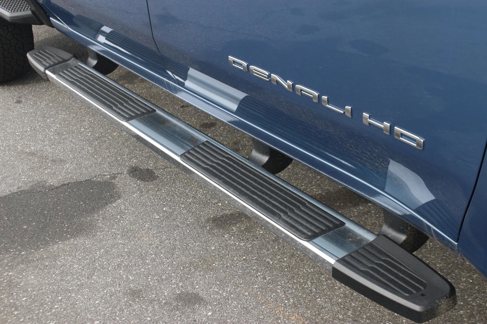 New 2026 GMC Sierra 2500 Denali w/ Denali Reserve Package image 12