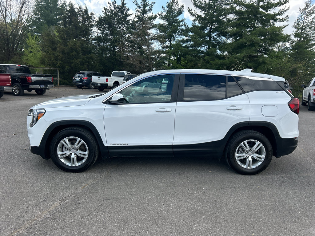 Used 2023 GMC Terrain SLE FWD image 8