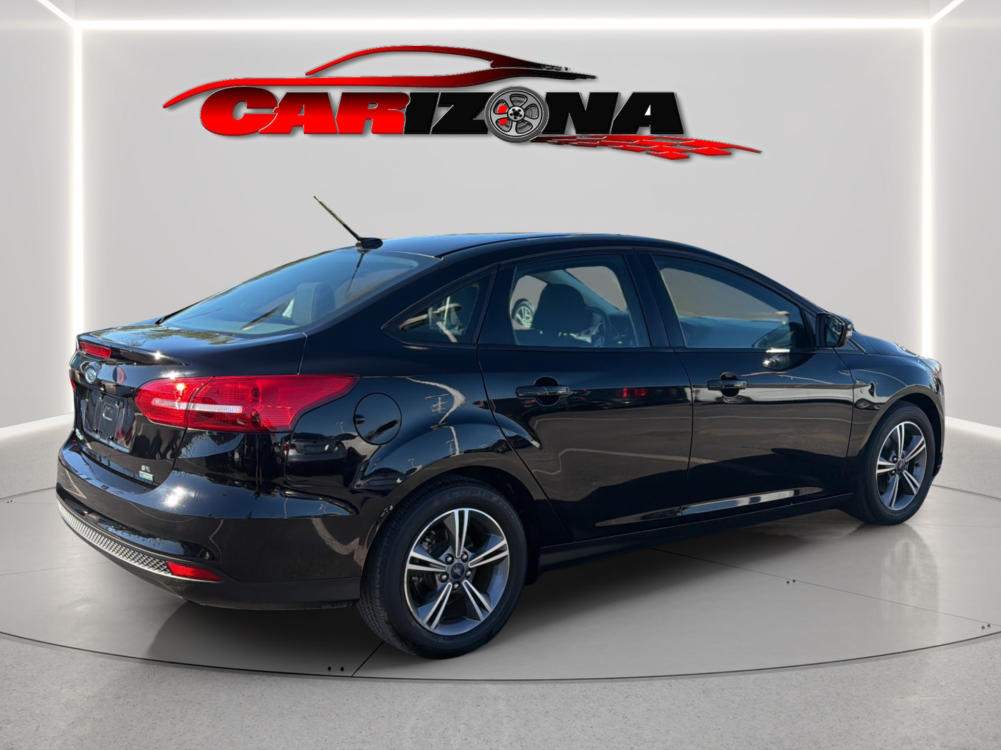 Used 2017 Ford Focus SE FWD image 5