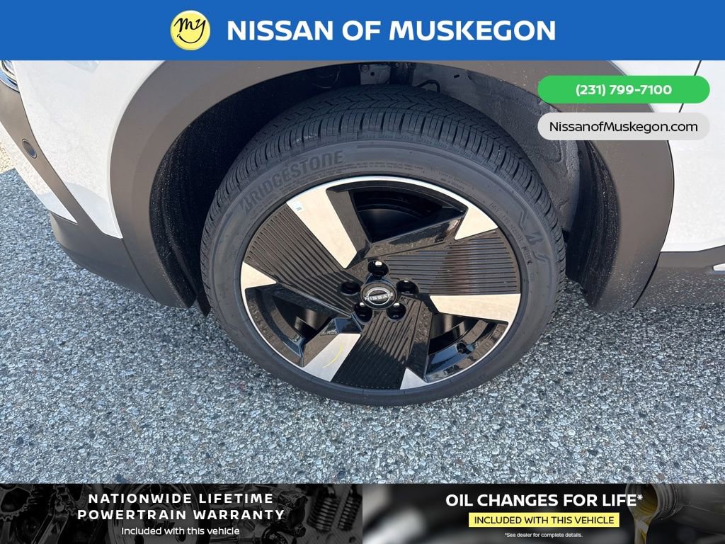 New 2025 Nissan Kicks SR w/ SR Premium Package image 8