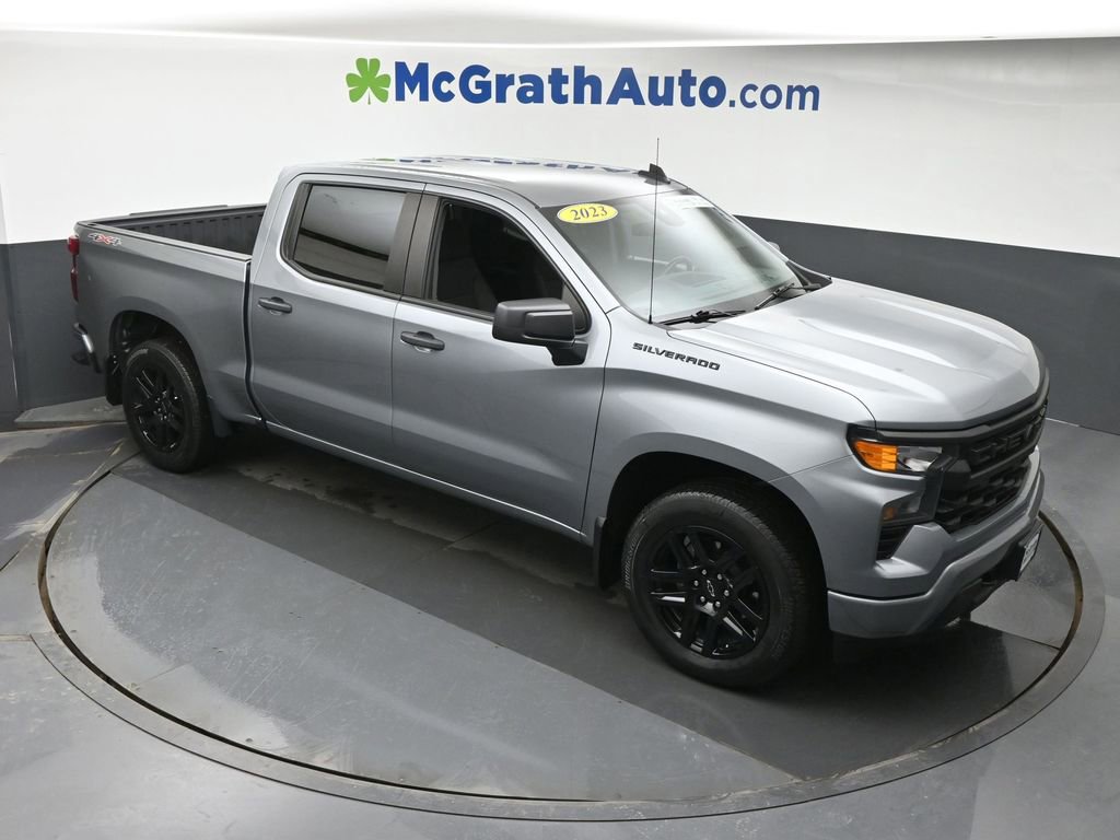 Used 2023 Chevrolet Silverado 1500 Custom w/ LPO, Dark Essentials Package image 3
