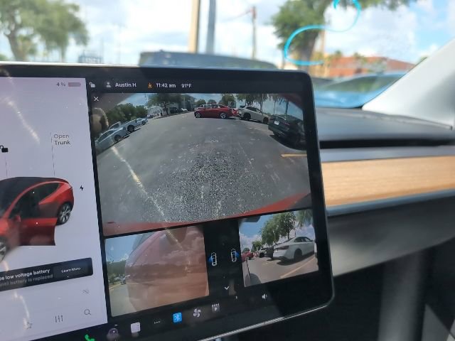 Used 2020 Tesla Model Y Long Range AWD/4WD image 16