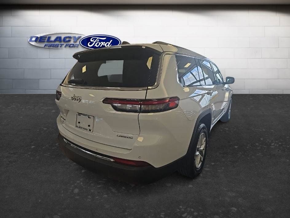 Used 2023 Jeep Grand Cherokee L Laredo w/ Luxury Tech Group I AWD/4WD image 7