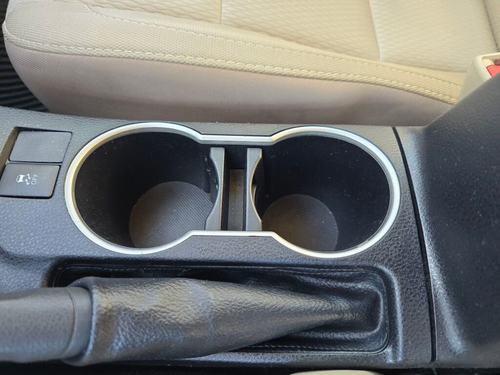 Used 2016 Toyota Corolla LE image 27
