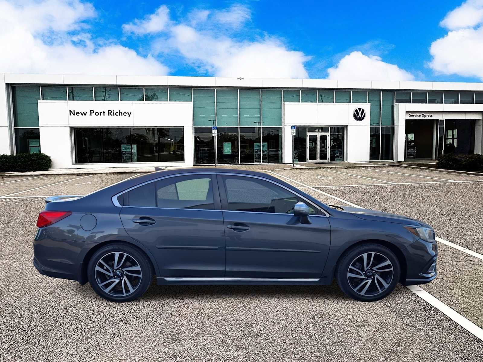 Used 2018 Subaru Legacy 2.5i Sport image 9