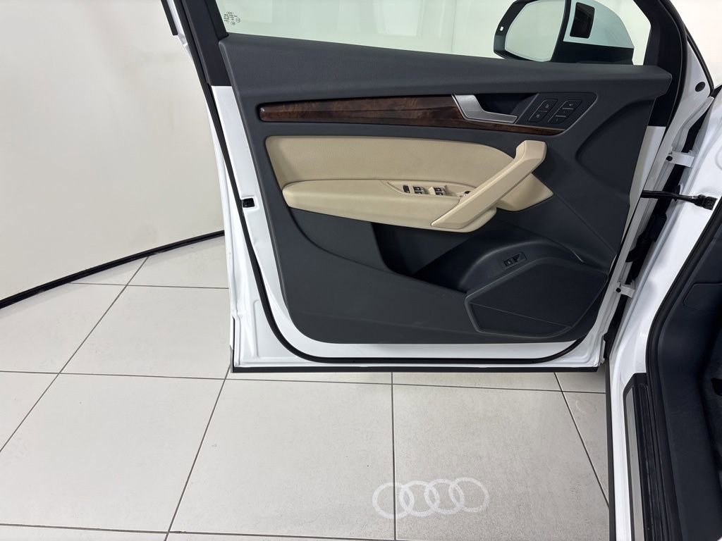 Used 2018 Audi Q5 2.0T Premium Plus image 17