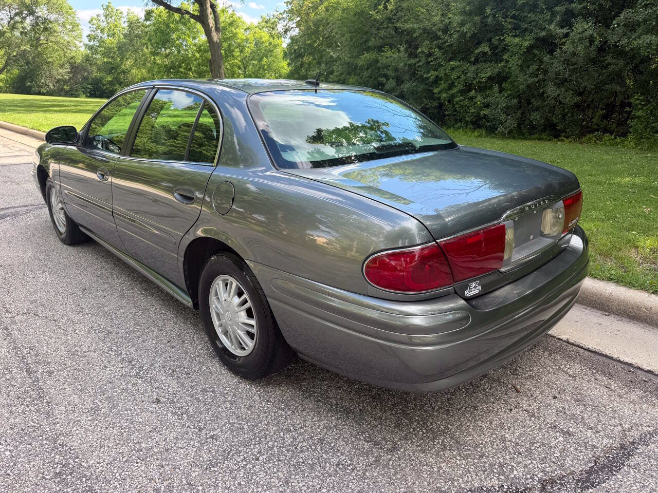 Used 2005 Buick Le Sabre Custom FWD image 3
