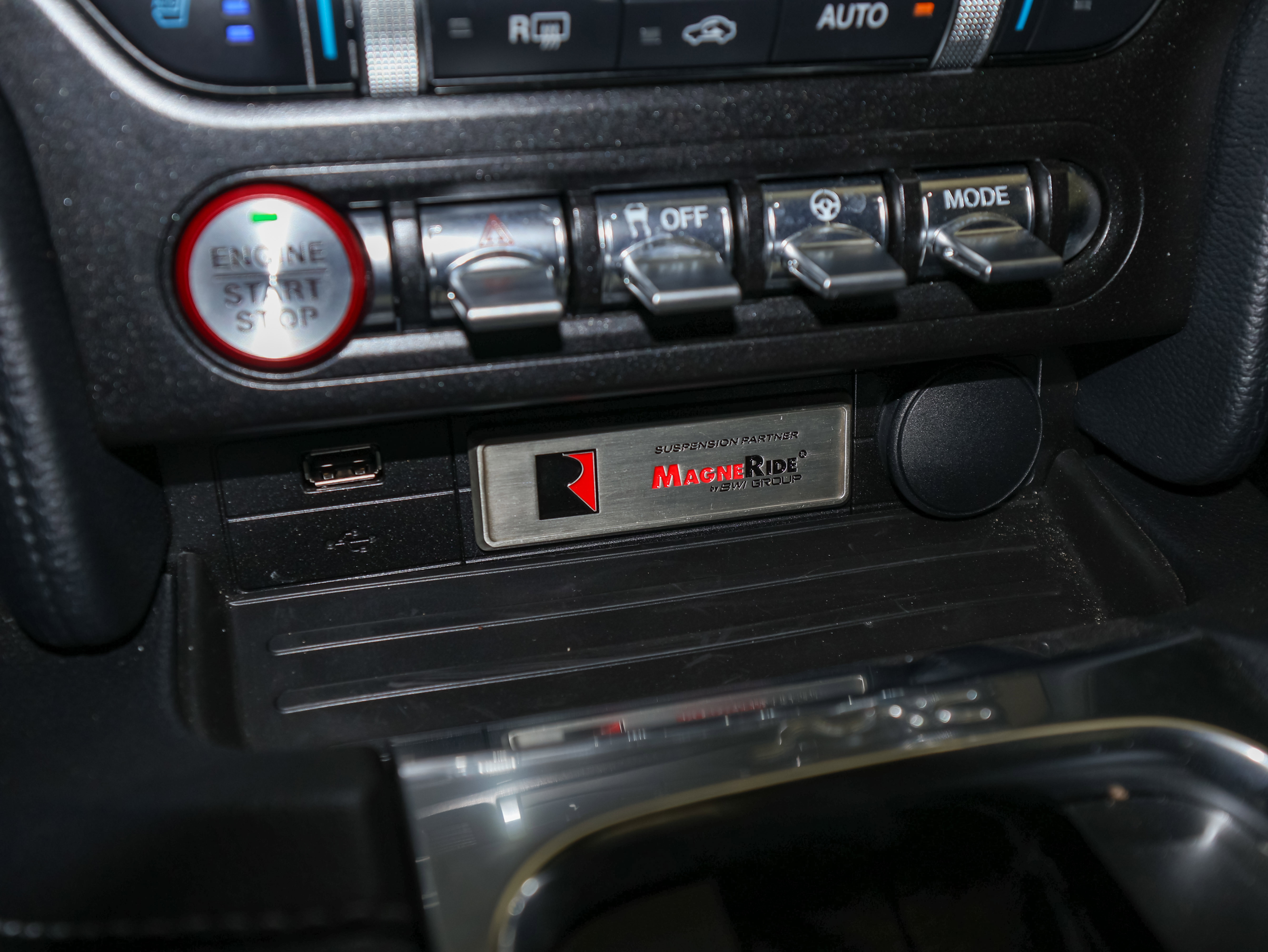 Used 2021 Ford Mustang GT Premium w/ GT Performance Package RWD image 30