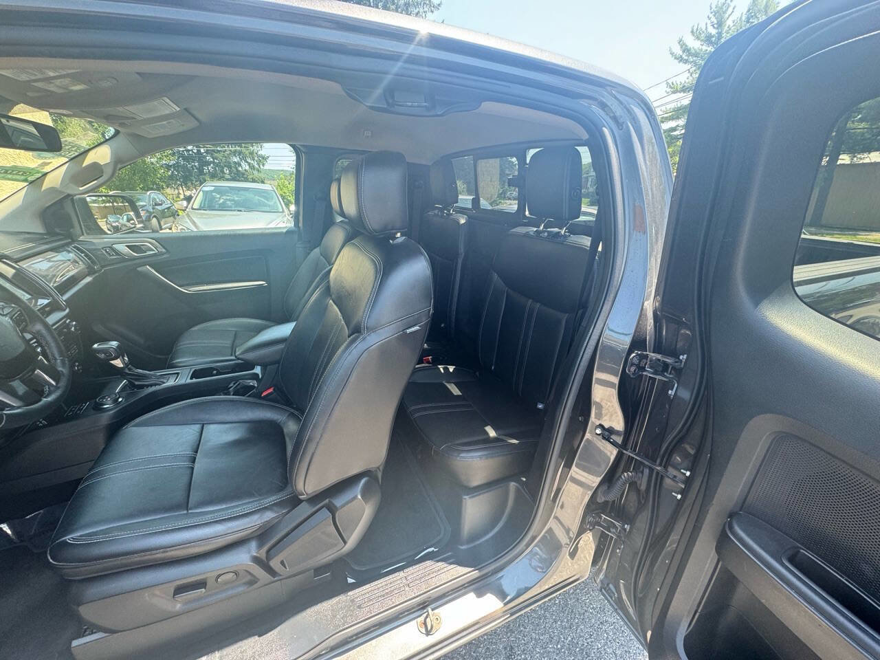 Used 2019 Ford Ranger Lariat w/ Equipment Group 501A Mid image 19