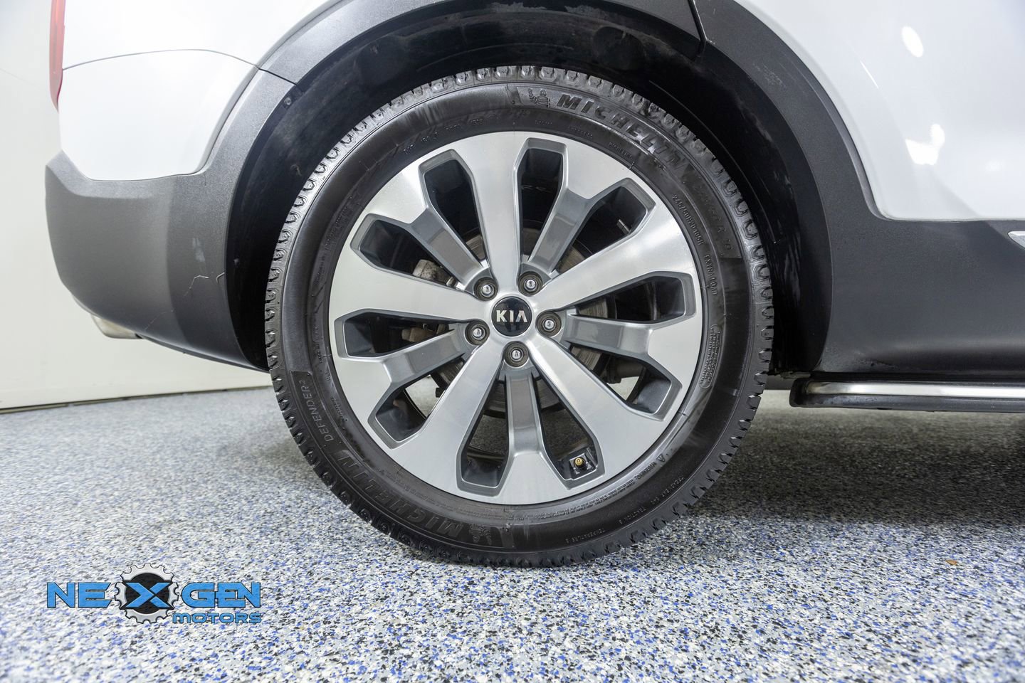 Used 2020 Kia Telluride EX w/ EX Premium Package image 47