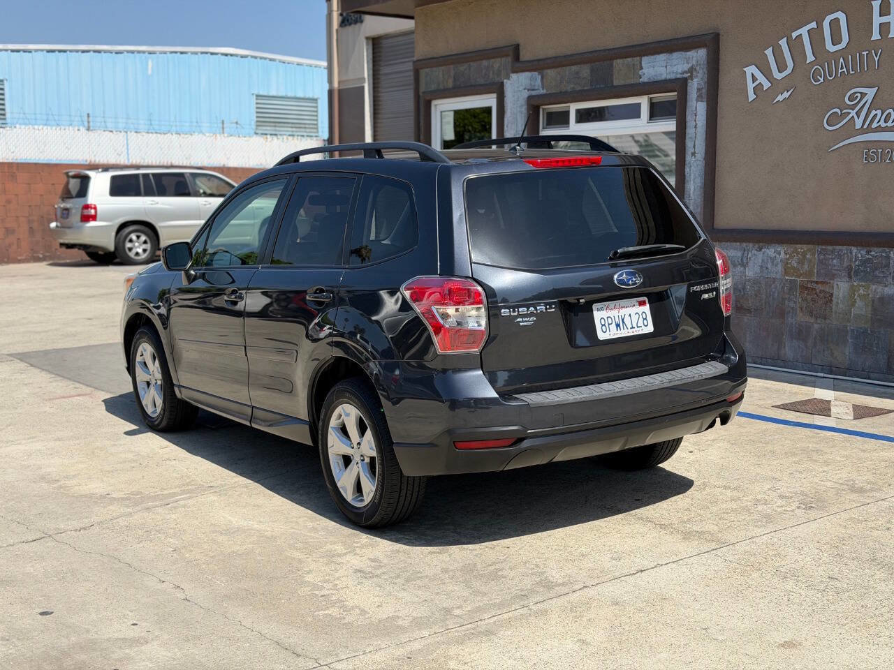 Used 2014 Subaru Forester 2.5i Premium w/ All-Weather Package AWD/4WD image 8