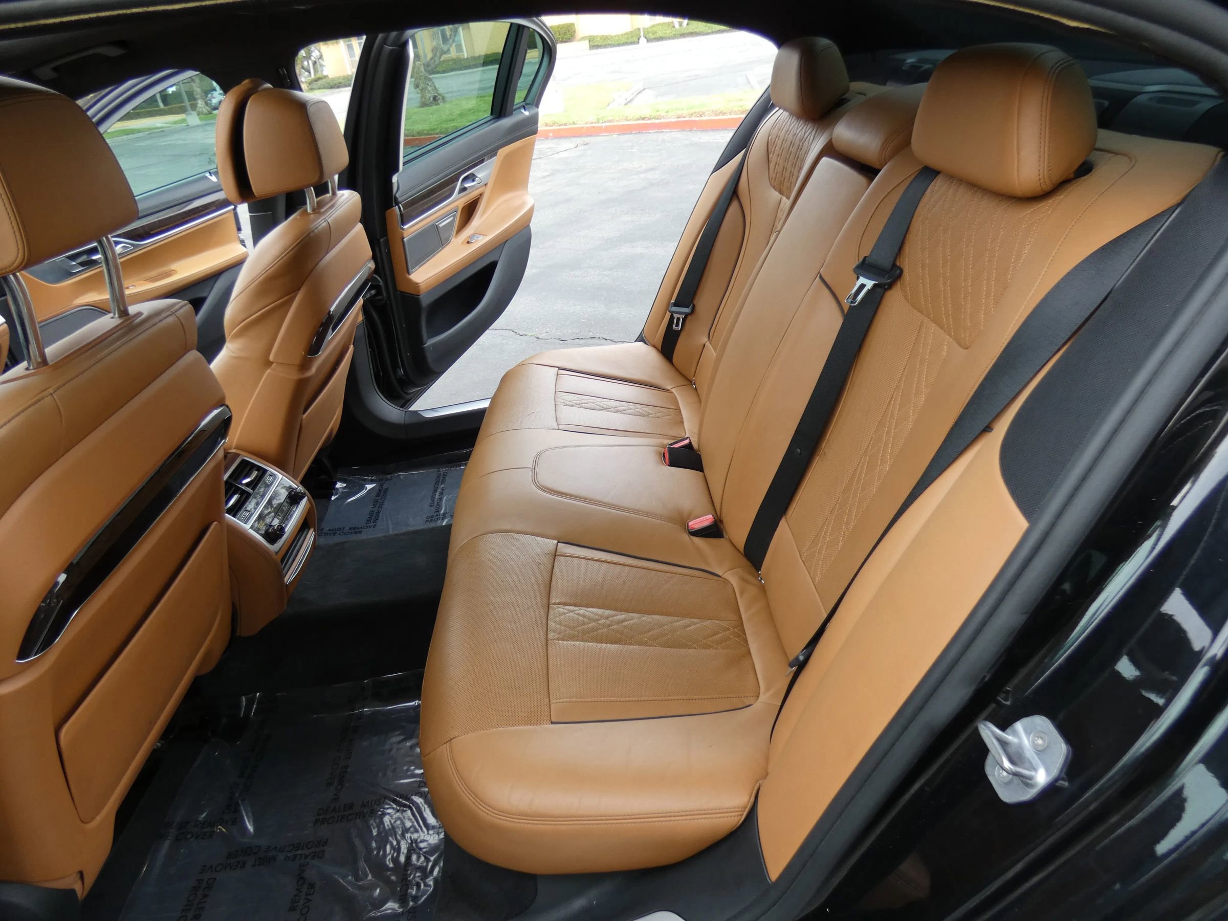 Used 2016 BMW 750i xDrive image 45