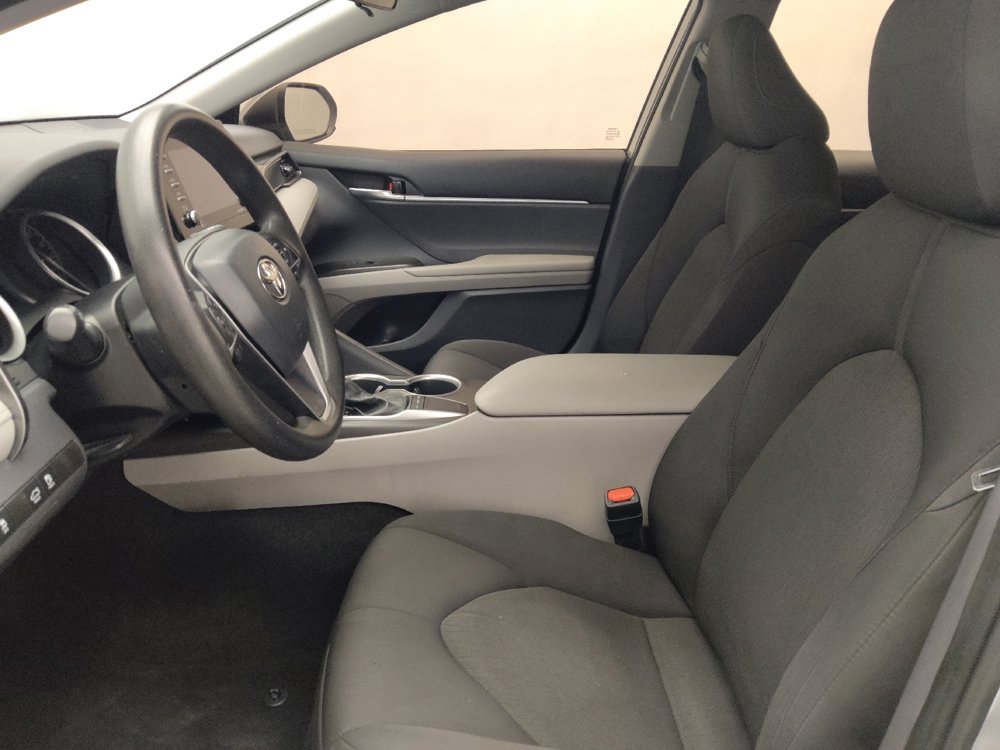 Used 2022 Toyota Camry LE FWD image 17