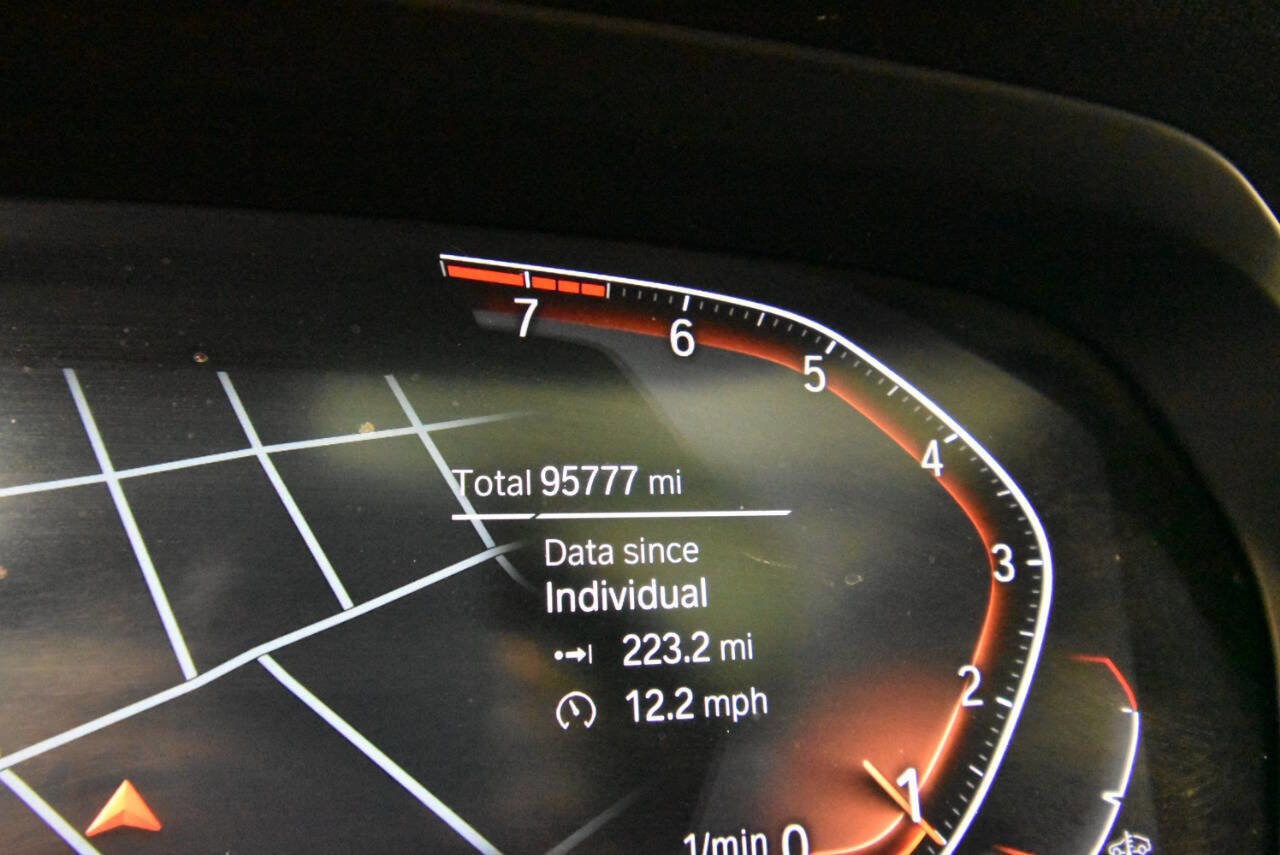 Used 2019 BMW X7 xDrive40i w/ Parking Assistance Package image 29