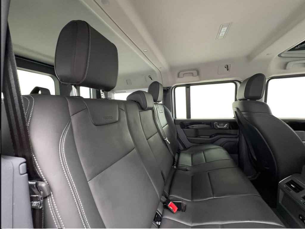 Used 2024 INEOS Grenadier Station Wagon AWD/4WD image 31