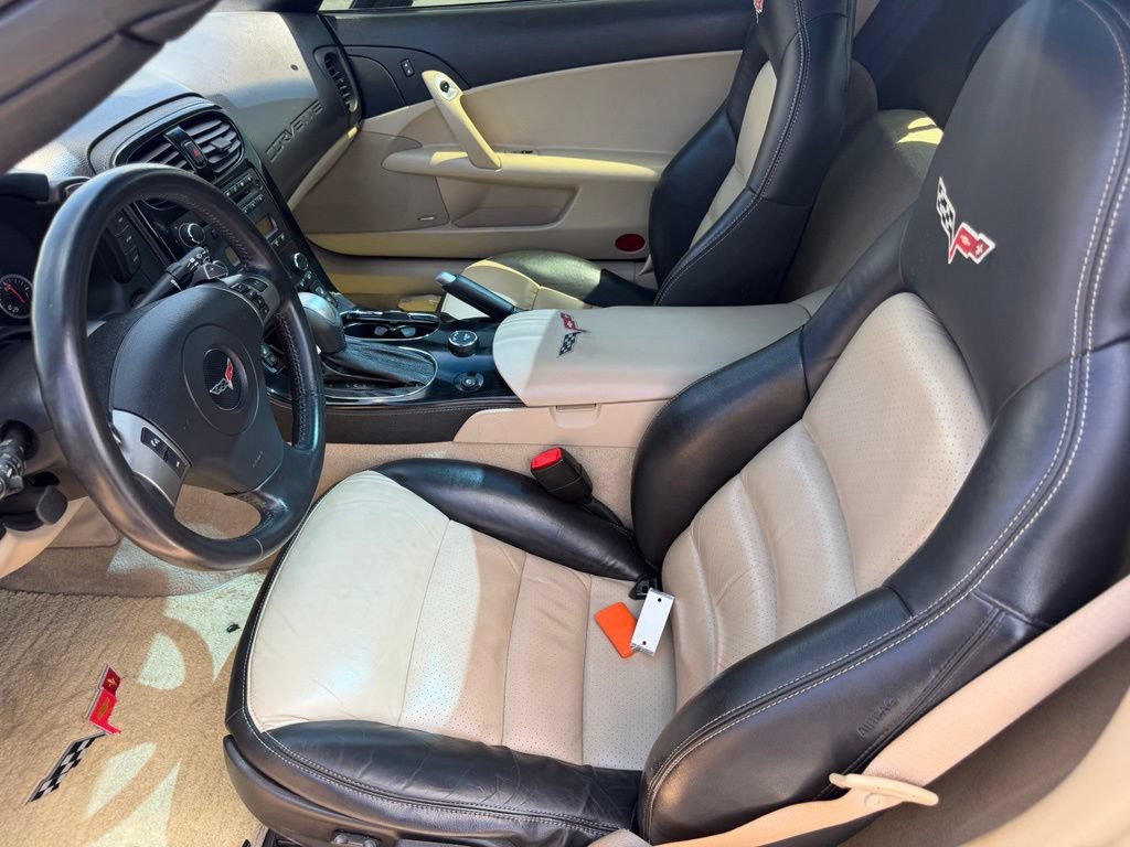 Used 2009 Chevrolet Corvette Coupe w/ Preferred Equipment Group RWD image 18