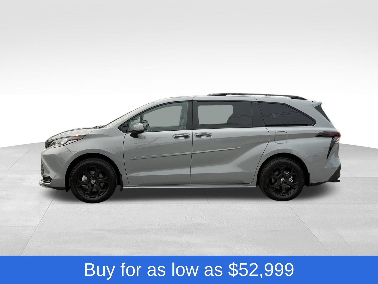 Used 2026 Toyota Sienna XLE Woodland Edition AWD/4WD image 6
