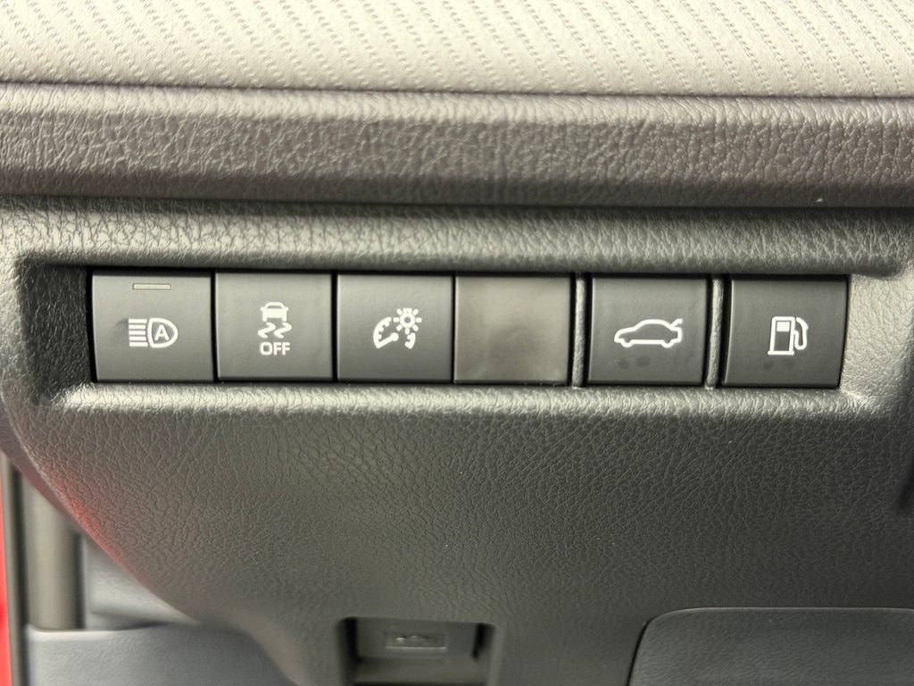 Used 2026 Toyota Camry SE w/ Convenience Package FWD image 29