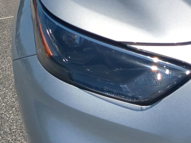 Used 2023 Toyota Highlander XLE image 10