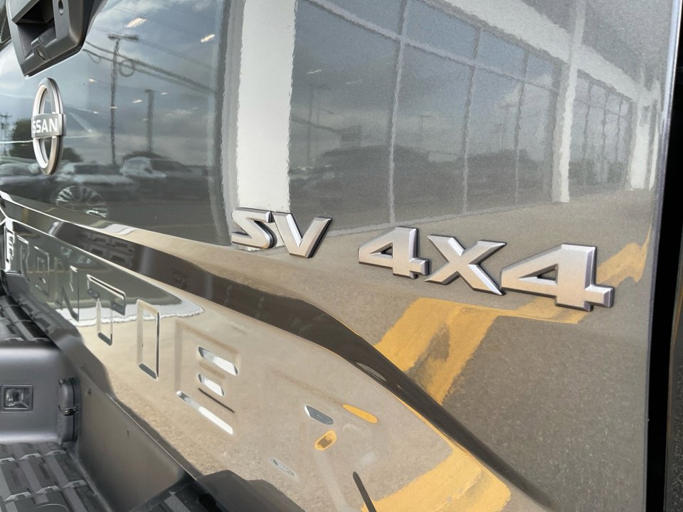 Used 2023 Nissan Frontier SV w/ SV Convenience Package AWD/4WD image 16