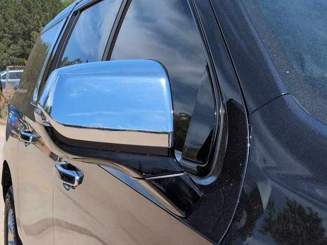 Used 2022 Chevrolet Suburban Premier RWD image 13