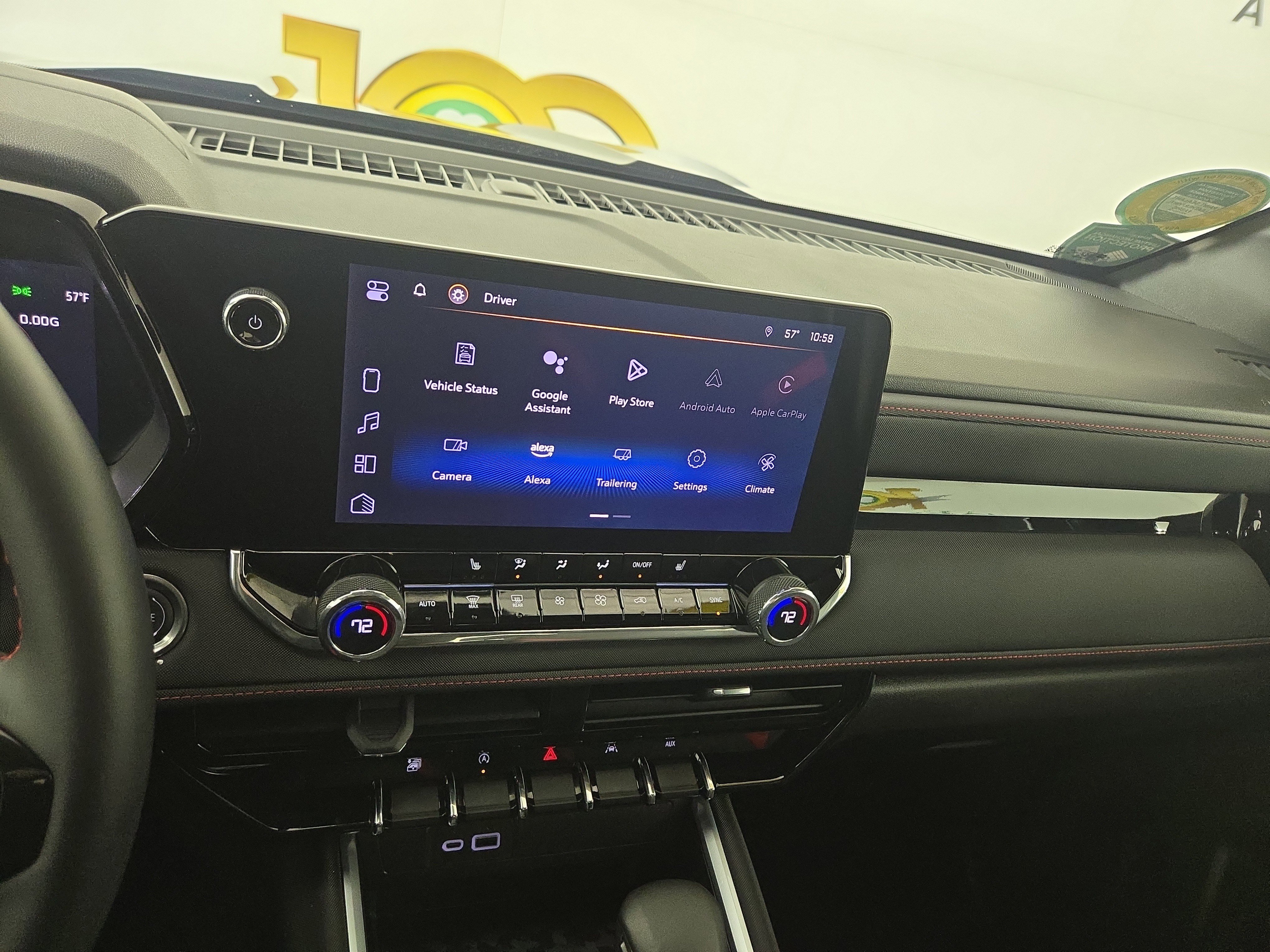 Certified 2024 Chevrolet Colorado Z71 w/ LPO, Dark Essentials Package image 21