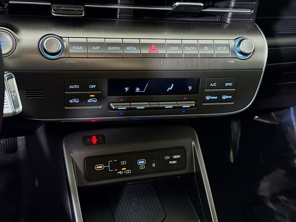 Certified 2025 Hyundai Kona SEL FWD image 10