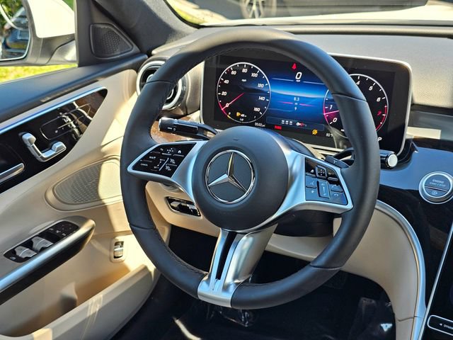 Used 2026 Mercedes-Benz C 300 4MATIC Sedan image 30