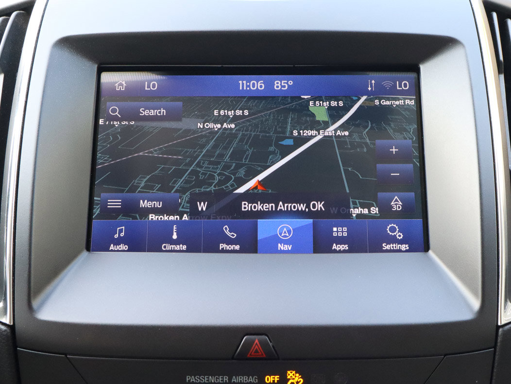 Used 2020 Ford Edge Titanium AWD/4WD image 11